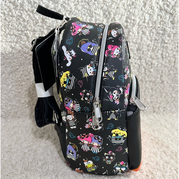 NWT Loungefly Sanrio Hello Kitty And Friends Halloween Mini Backpack - Picture 4 of 7